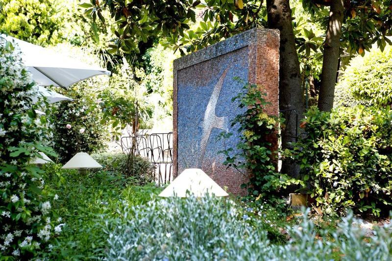 Le Moulin De Mougins - Chateaux & Hotels Collection Dış mekan fotoğraf